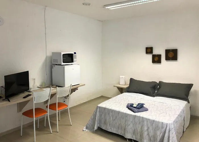 Casa Edicula No Centro Com Smart Tv