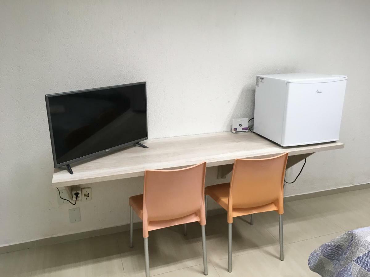 Casa Edicula No Centro Com Smart Tv *